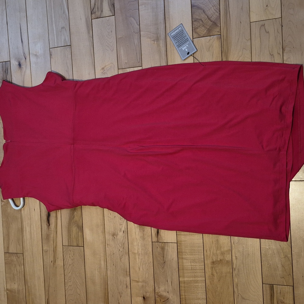 Le Chateau Vibrant Pink Midi Dress - Picture 5 of 8